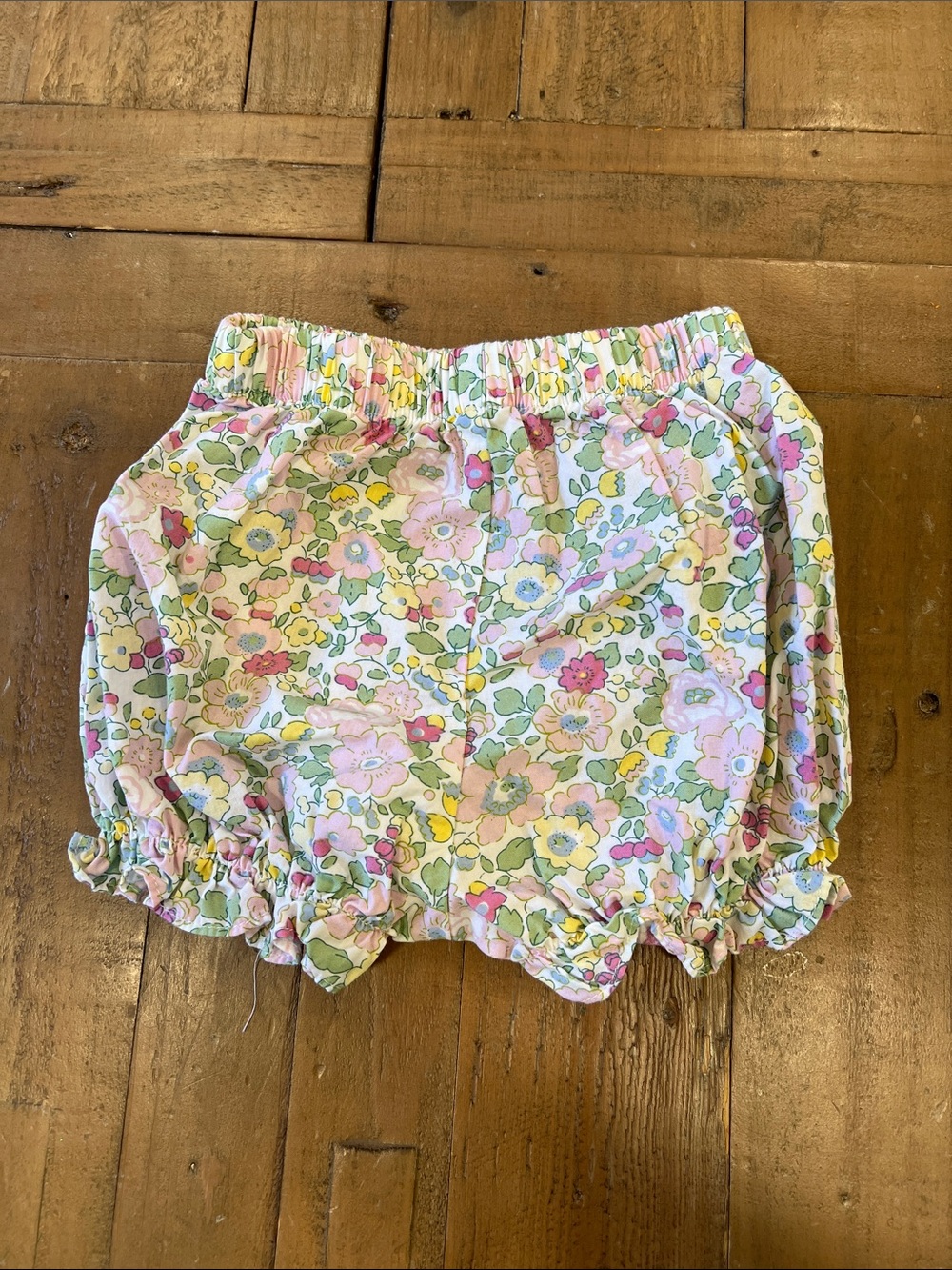 Stitchy fish strawberry pocket floral bloomer and top matching set 9 months - Picture 8 of 9